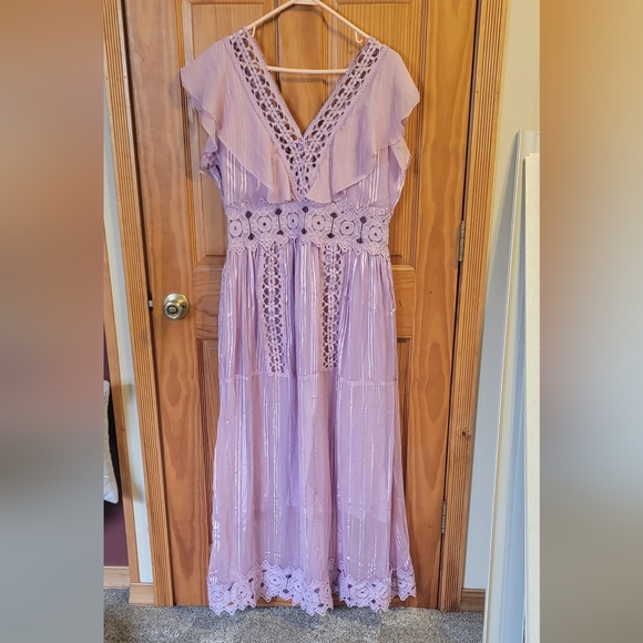 VENUS Dresses & Skirts - Venus Maxi Dress